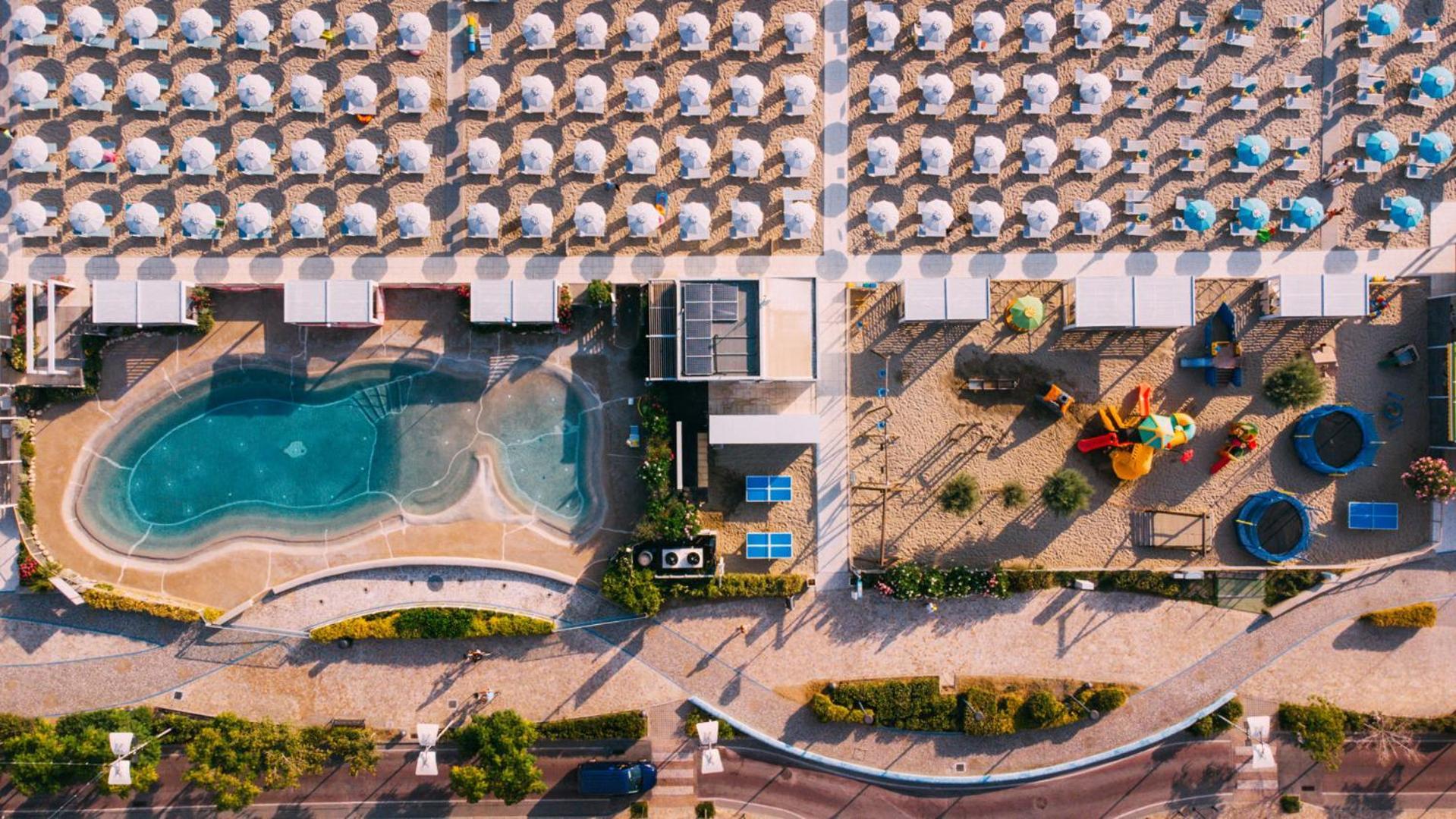 Hotel International Direttamente Sulla Sabbia 米萨诺阿德里亚蒂科 外观 照片